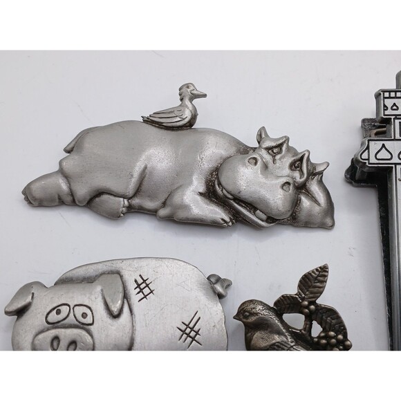 10 Pewter Brooches JJ Hippo, Pig + 4 BIRDS & BLOOMS Limited Edition Lapel Pins - Picture 3 of 14